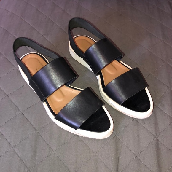 Everlane Shoes - Everlane Street Sandals size 6